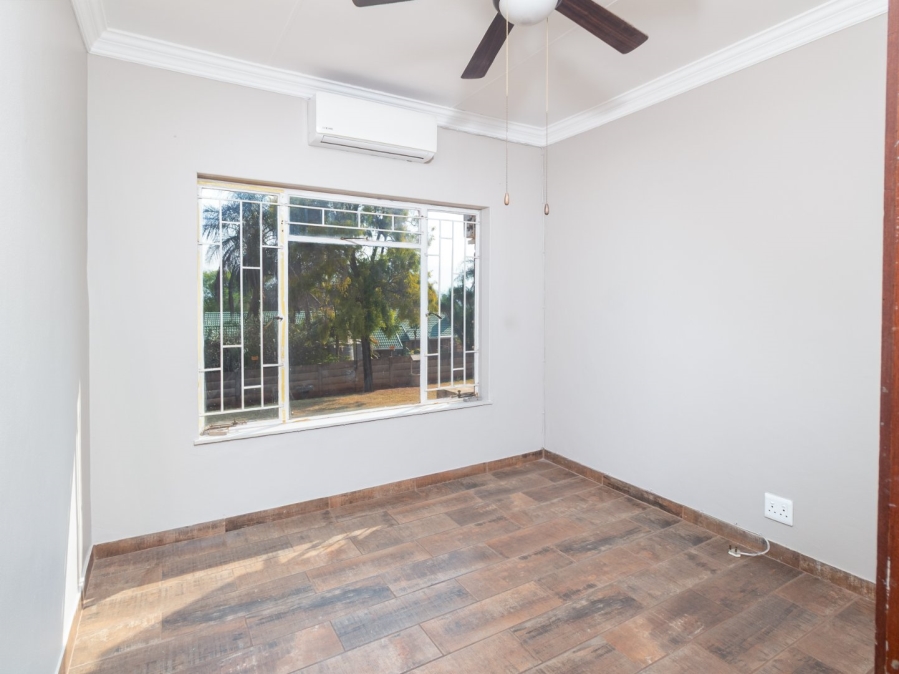 4 Bedroom Property for Sale in Ifafi North West